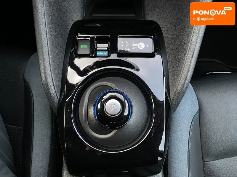 Nissan Leaf, 2020 р., Електро, 105 тис. км, Позашляховик / Кросовер, Сірий, Сопошин AT-10400237 фото
