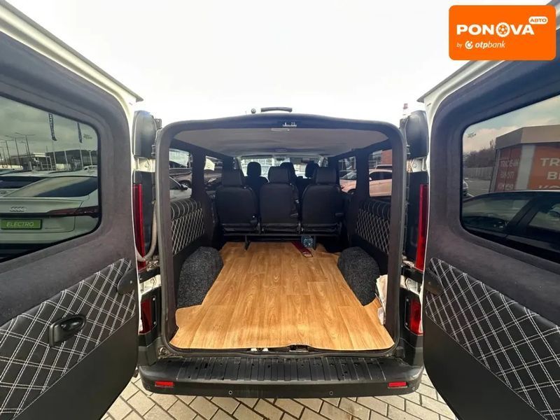 Renault Trafic, 2017 г., Дизель, 228 тыс. км, Минивен, Белый, Днепр (Днепропетровск) AT-10404881 фото