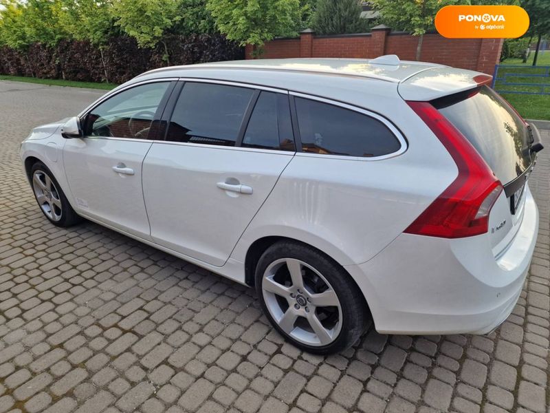 Volvo V60, 2013, Гібрид (PHEV), 2.4 л., 195 тис. км, Універсал, Білий, Львів Cars-Pr-64797 фото