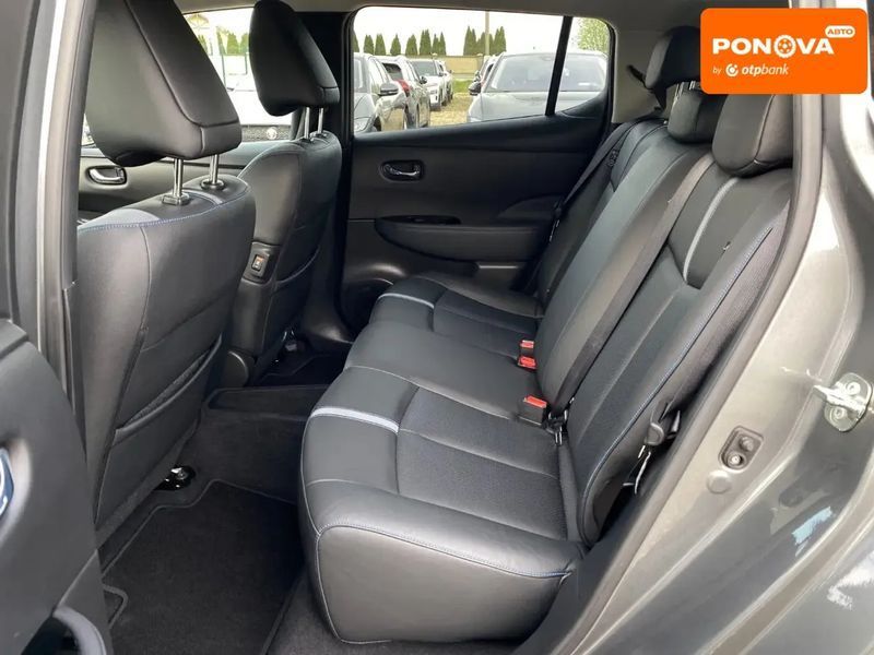 Nissan Leaf, 2020 р., Електро, 105 тис. км, Позашляховик / Кросовер, Сірий, Сопошин AT-10400237 фото