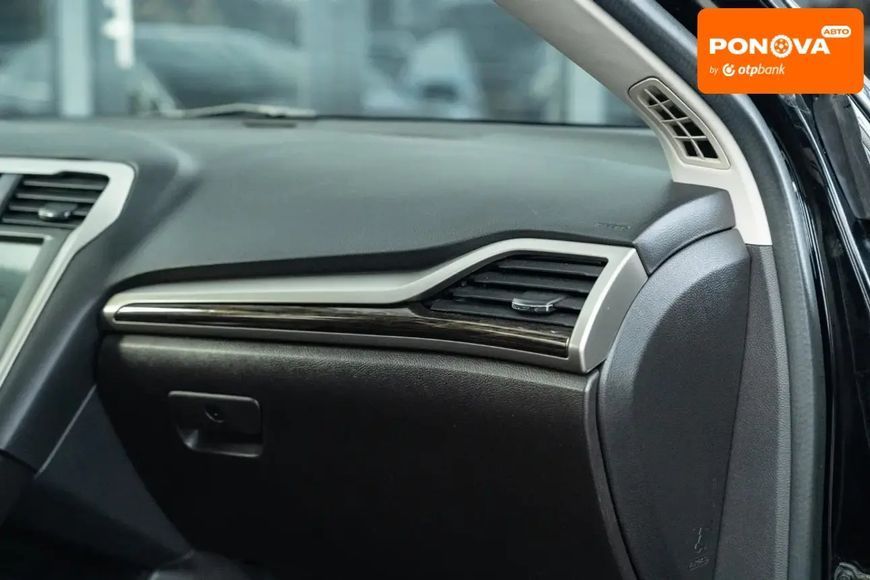 Ford Fusion, 2015 р., Бензин, 153 тис. км, Седан, Чорний, Чернівці AT-10412701 фото
