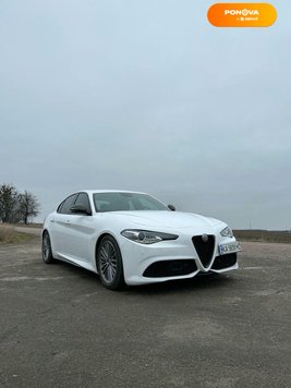 Alfa Romeo Giulia, 2019, Бензин, 2 л., 20 тис. км, Седан, Білий, Київ Cars-Pr-234135 фото