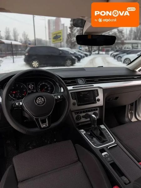 Volkswagen Passat, 2015 г., Дизель, 247 тыс. км, Универсал, Серый, Киев AT-10411539 фото