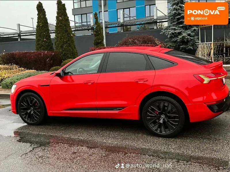 Audi e-tron, 2023 р., Електро, 50 тис. км, Позашляховик / Кросовер, Червоний, Дніпро (Дніпропетровськ) AT-10407011 фото