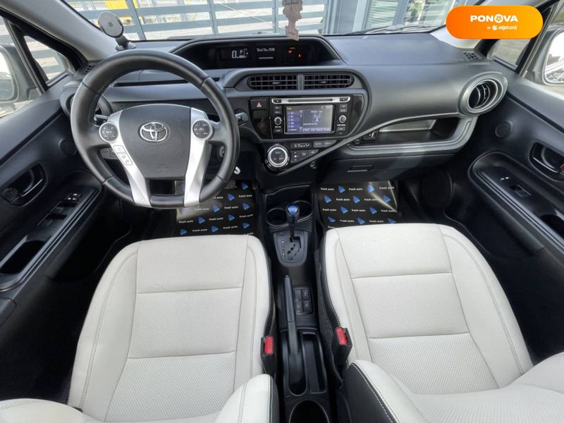 Toyota Prius C, 2015, Гибрид (HEV), 1.5 л., 131 тыс. км, Хетчбек, Чорный, Ровно 33292 фото