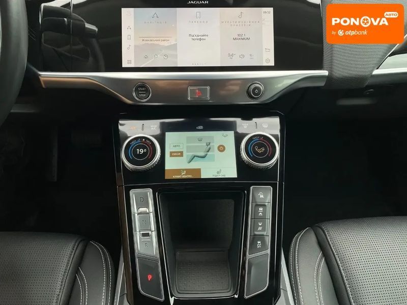 Jaguar E-Pace, 2021 р., Електро, 24 тис. км, Позашляховик / Кросовер, Білий, Сопошин AT-10400053 фото