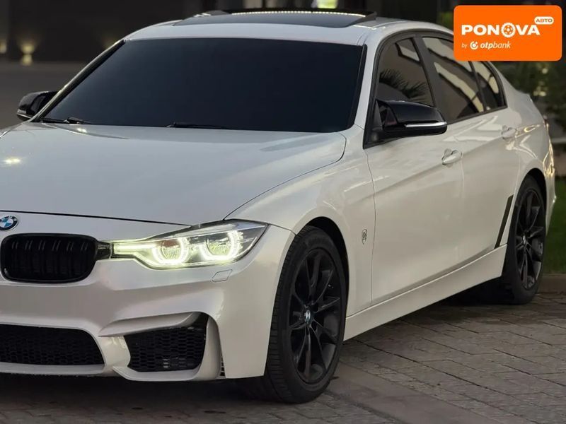 BMW 3 Series, 2014 р., Бензин, 290 тис. км, Седан, Білий, Ужгород AT-10402401 фото