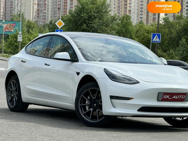 Tesla Model 3, 2021, Електро, 22 тис. км, Седан, Білий, Київ 107857 фото