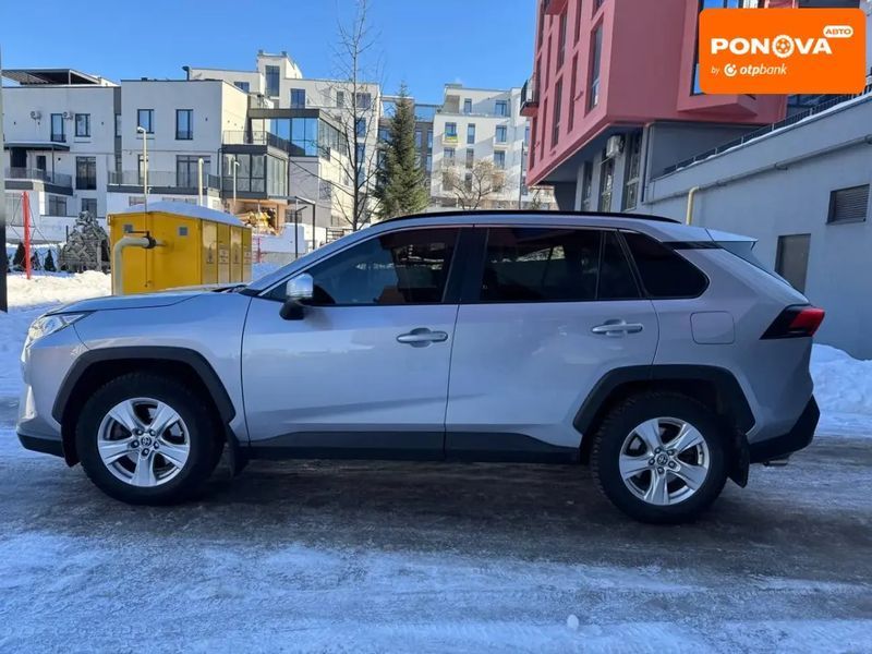 Toyota RAV4, 2020 р., Бензин, 130 тис. км, Позашляховик / Кросовер, Сірий, Львів AT-10408539 фото