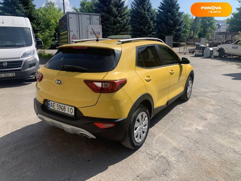 Kia Stonic, 2018, Бензин, 1.37 л., 70 тыс. км, Внедорожник / Кроссовер, Желтый, Днепр (Днепропетровск) Cars-Pr-68971 фото