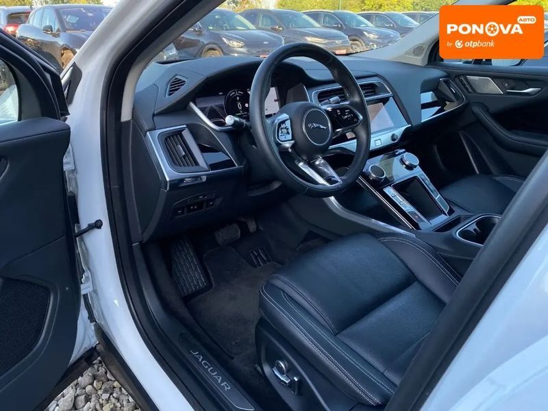 Jaguar E-Pace, 2021 р., Електро, 24 тис. км, Позашляховик / Кросовер, Білий, Сопошин AT-10400053 фото