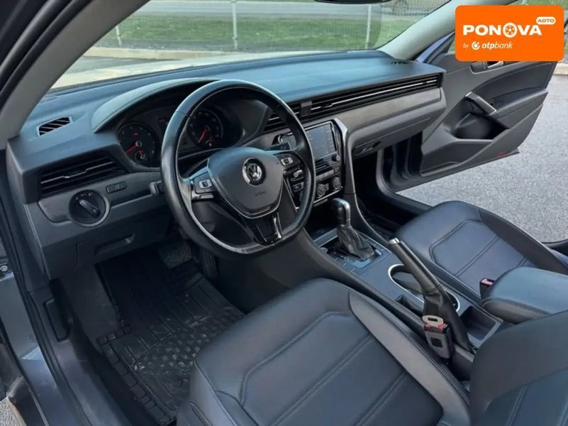 Volkswagen Passat, 2020 г., Бензин, 120 тыс. км, Седан, Серый, Днепр (Днепропетровск) AT-10407476 фото