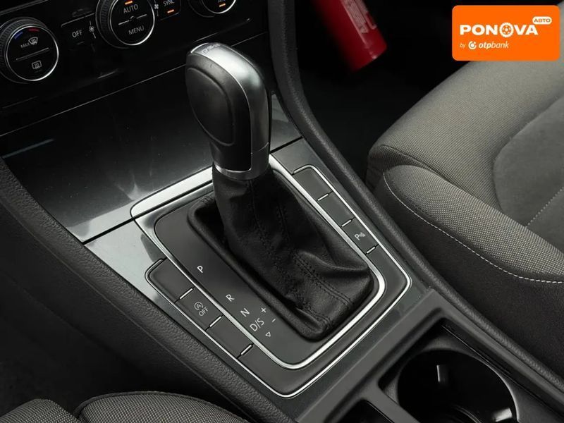Volkswagen Golf, 2017 р., Дизель, 121 тис. км, Універсал, Сірий, Рівне AT-10417855 фото