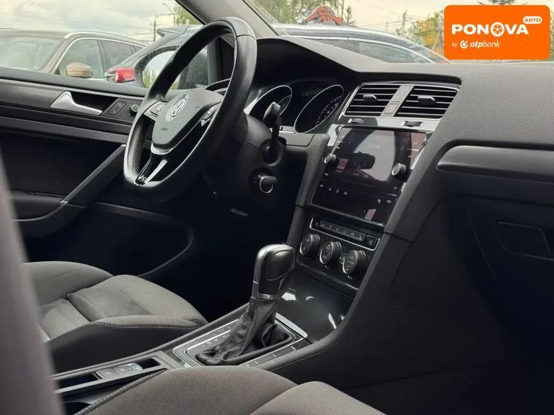 Volkswagen Golf, 2017 р., Дизель, 121 тис. км, Універсал, Сірий, Рівне AT-10417855 фото