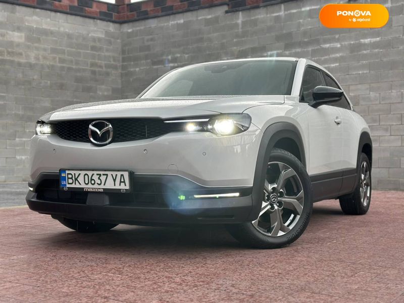 Mazda MX-30, 2021, Електро, 55 тис. км, Позашляховик / Кросовер, Білий, Рівне Cars-Pr-66170 фото