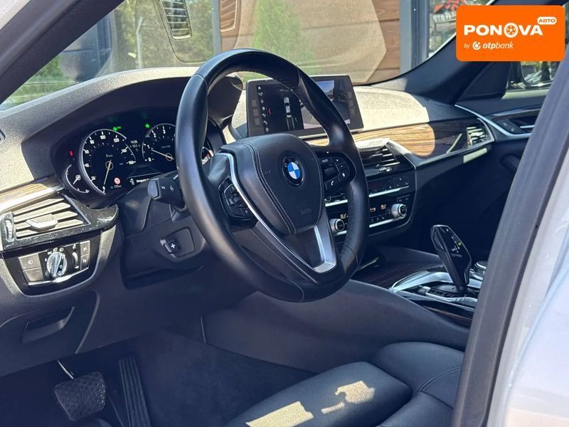 BMW 5 Series, 2018 р., Бензин, 193 тис. км, Седан, Білий, Рівне AT-10424627 фото