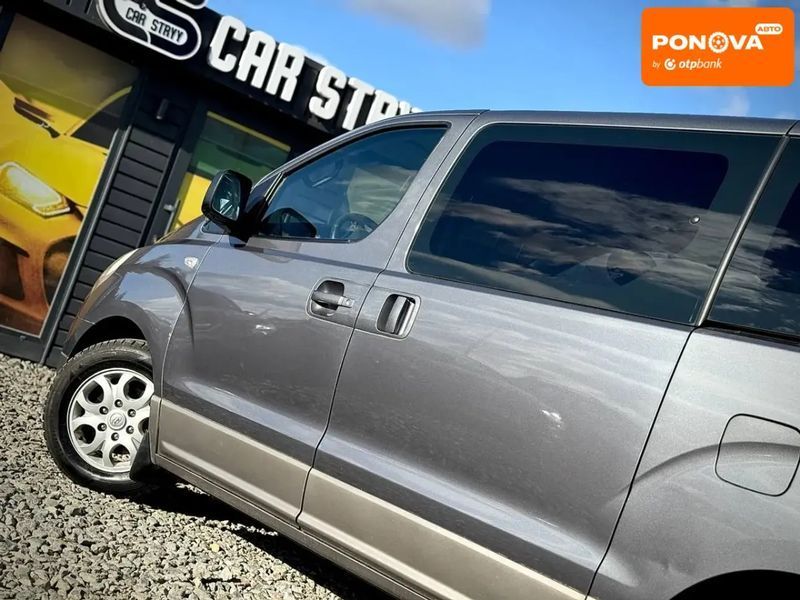 Hyundai H-1, 2011 г., Дизель, 182 тыс. км, Минивен, Серый, Стрый AT-10404173 фото