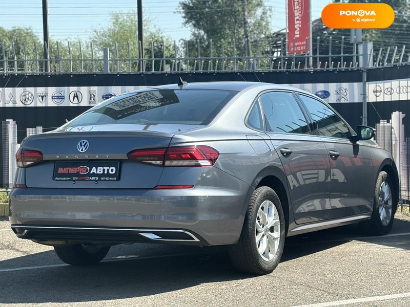 Volkswagen Passat, 2019, Бензин, 2 л., 111 тис. км, Седан, Сірий, Київ 110008 фото