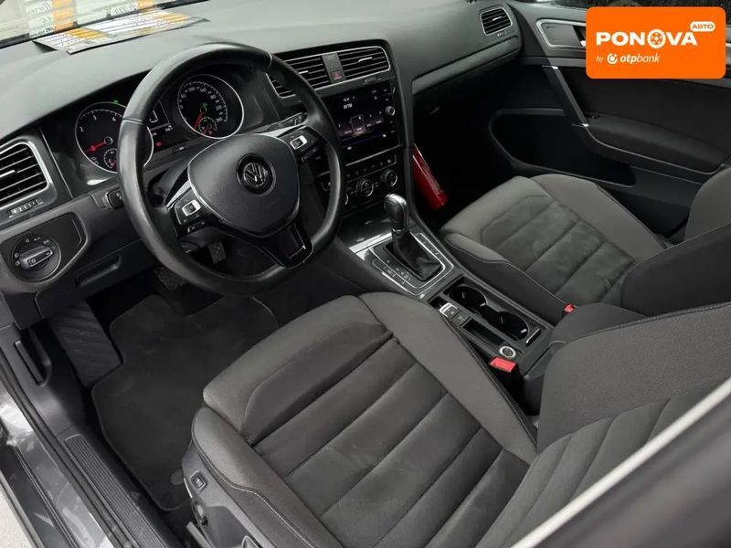Volkswagen Golf, 2017 р., Дизель, 121 тис. км, Універсал, Сірий, Рівне AT-10417855 фото