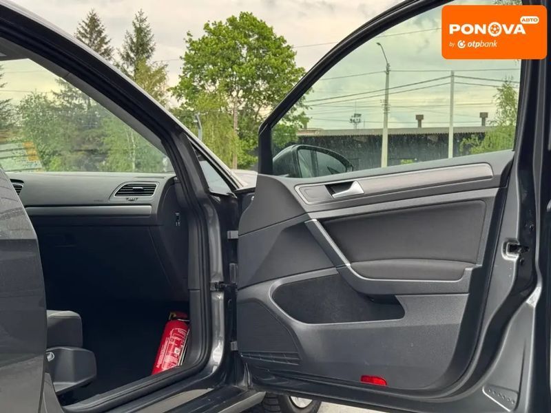 Volkswagen Golf, 2017 р., Дизель, 121 тис. км, Універсал, Сірий, Рівне AT-10417855 фото