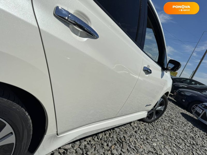 Nissan Leaf, 2019, Електро, 124 тис. км, Хетчбек, Білий, Стрий 47044 фото