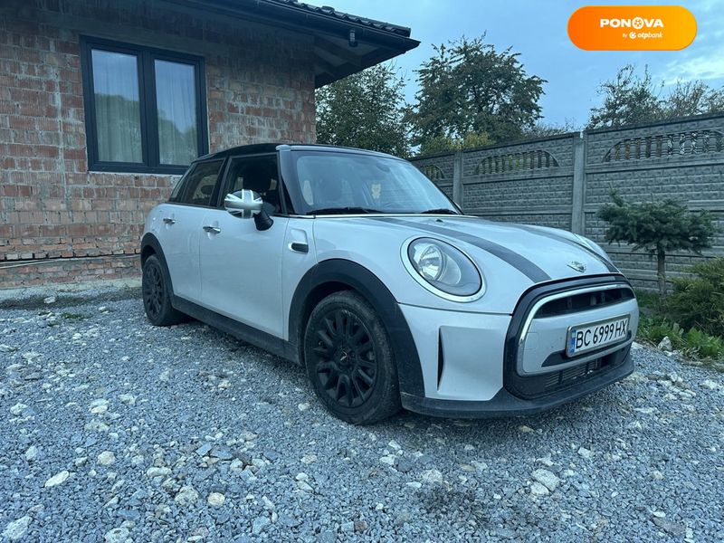 MINI Hatch, 2015, Бензин, 1.5 л., 200 тис. км, Хетчбек, Белый, Львов Cars-Pr-233850 фото