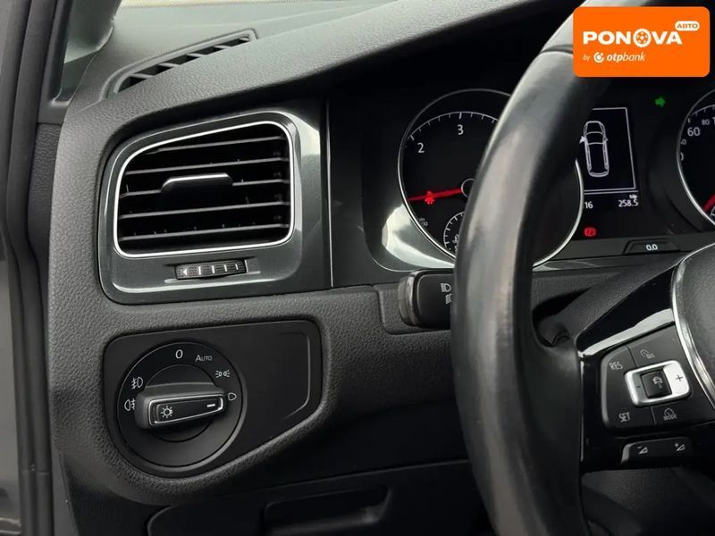Volkswagen Golf, 2017 р., Дизель, 121 тис. км, Універсал, Сірий, Рівне AT-10417855 фото