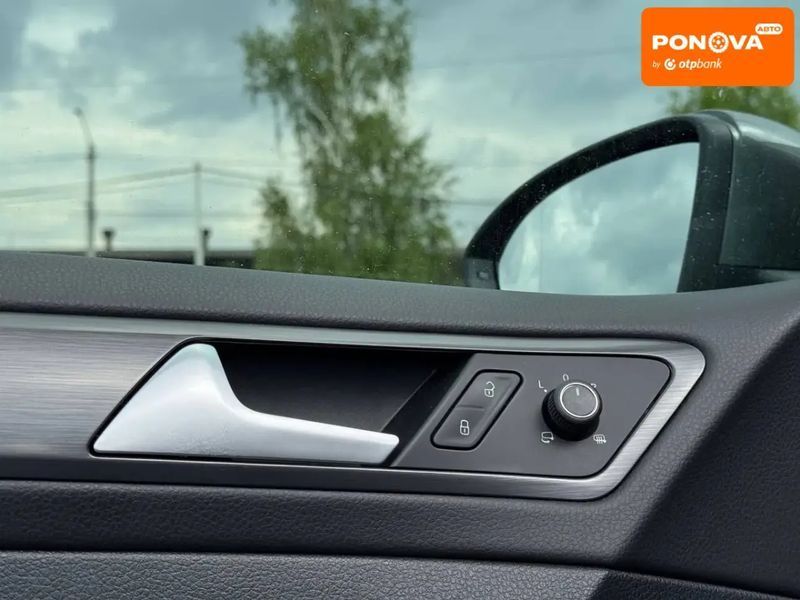 Volkswagen Golf, 2017 р., Дизель, 121 тис. км, Універсал, Сірий, Рівне AT-10417855 фото