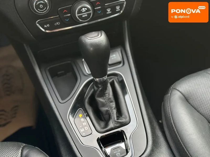 Jeep Cherokee, 2019 р., Бензин, 220 тис. км, Позашляховик / Кросовер, Білий, Луцьк AT-10410670 фото