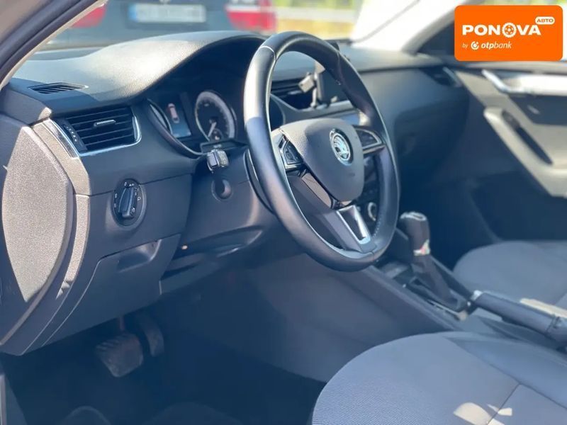Skoda Octavia, 2018 р., Дизель, 180 тис. км, Універсал, Сірий, Хуст AT-10406351 фото