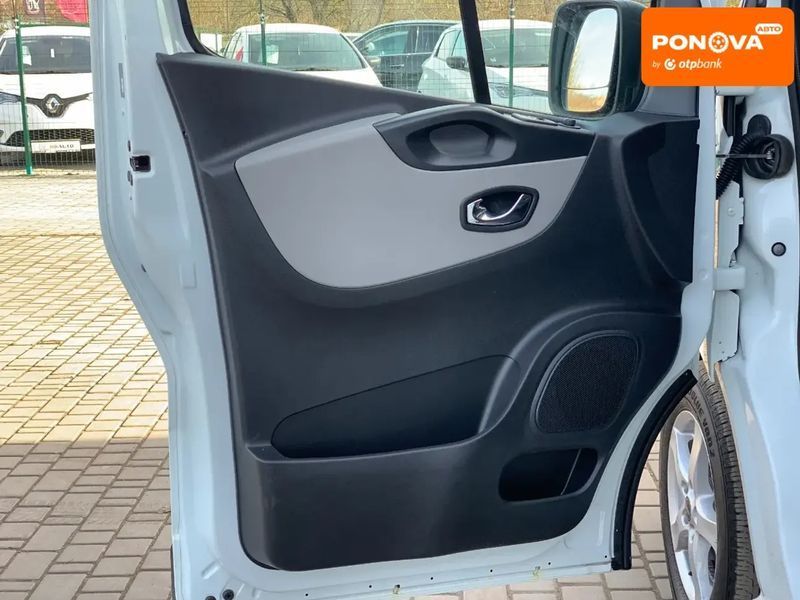 Renault Trafic, 2019 г., Дизель, 246 тыс. км, Минивен, Белый, Бердичев AT-10405517 фото