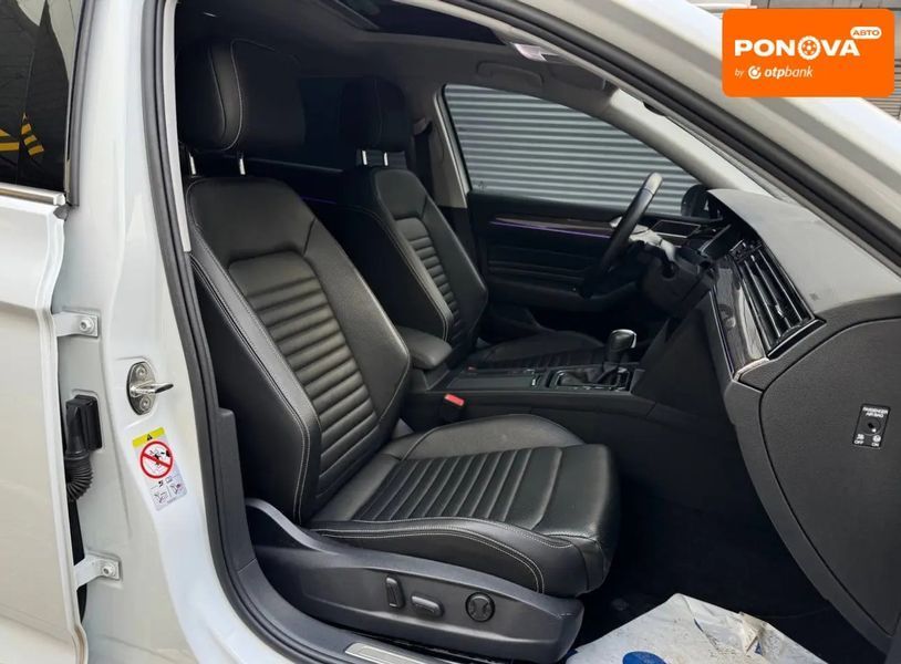 Volkswagen Passat, 2023 г., Дизель, 30 тыс. км, Седан, Киев AT-10413736 фото