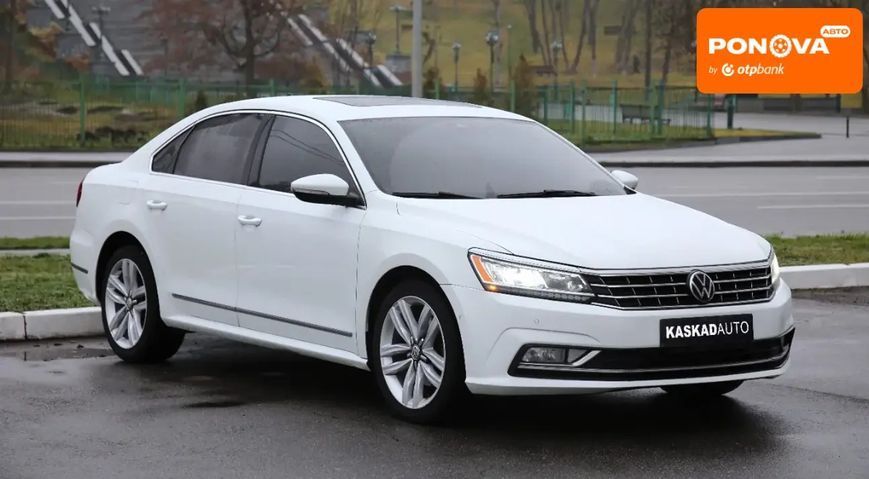 Volkswagen Passat, 2017 г., Бензин, 136 тыс. км, Седан, Белый, Харьков AT-10405670 фото