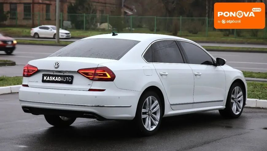 Volkswagen Passat, 2017 г., Бензин, 136 тыс. км, Седан, Белый, Харьков AT-10405670 фото