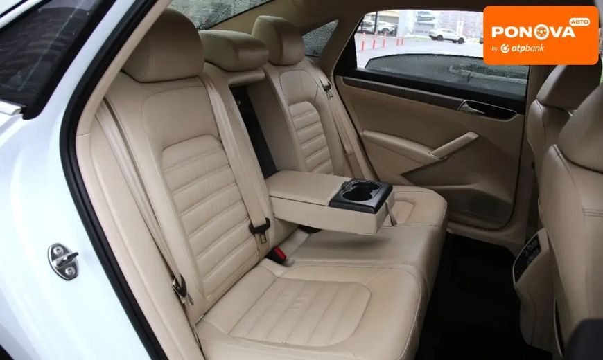 Volkswagen Passat, 2017 г., Бензин, 136 тыс. км, Седан, Белый, Харьков AT-10405670 фото