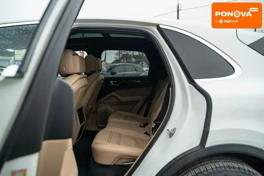 Porsche Cayenne, 2019 р., Бензин, 116 тис. км, Позашляховик / Кросовер, Білий, Чернівці AT-10406093 фото
