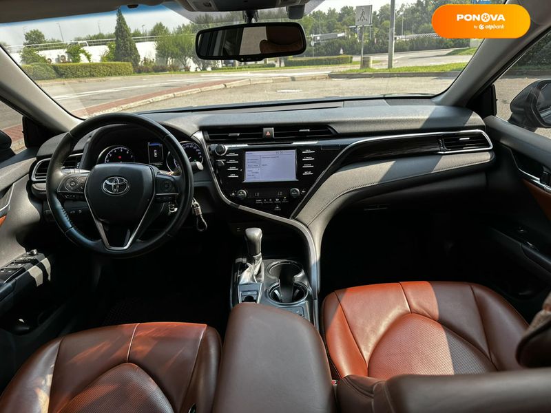 Toyota Camry, 2018, Газ пропан-бутан / Бензин, 2.49 л., 139 тис. км, Седан, Чорний, Київ 111330 фото