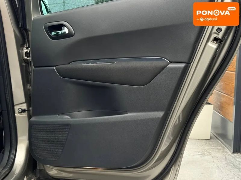 Peugeot 5008, 2010 р., Бензин, 219 тис. км, Мікровен, Бежевий, Рівне AT-10417719 фото