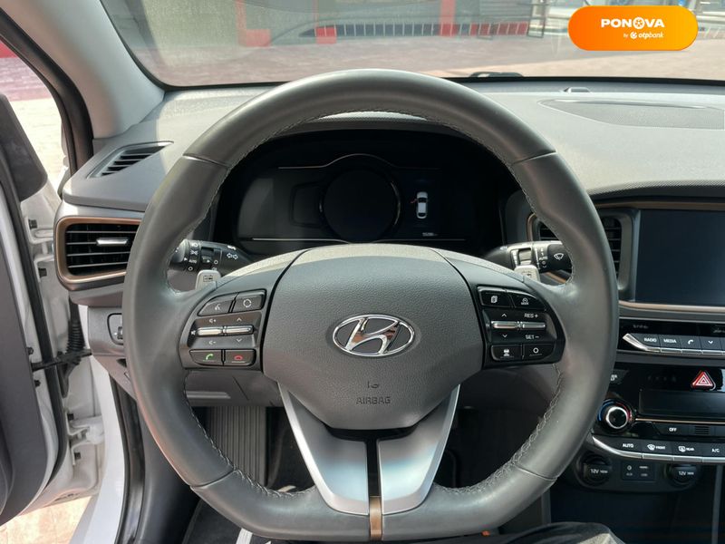 Hyundai Ioniq, 2018, Електро, 55 тыс. км, Лифтбек, Белый, Ровно Cars-Pr-63220 фото