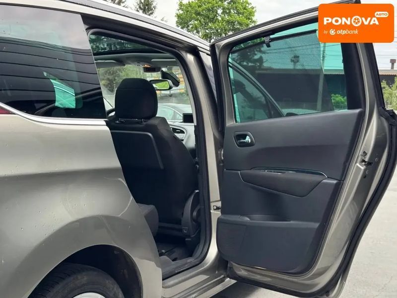 Peugeot 5008, 2010 р., Бензин, 219 тис. км, Мікровен, Бежевий, Рівне AT-10417719 фото
