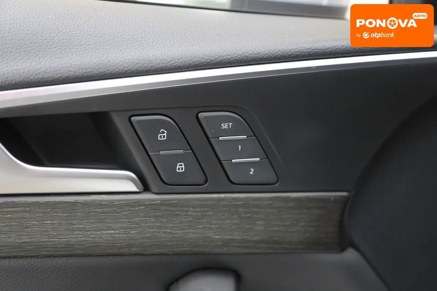 Audi A4, 2019 г., Бензин, 72 тыс. км, Седан, Серый, Киев AT-10420039 фото