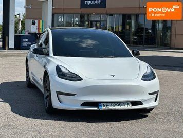 Tesla Model 3, 2021 г., Електро, 60 тыс. км, Седан, Белый, Днепр (Днепропетровск) AT-10427268 фото