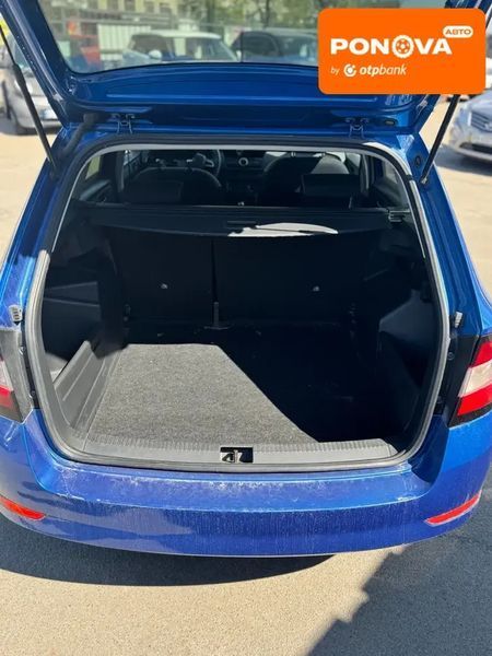 Skoda Fabia, 2020 р., Бензин, 180 тис. км, Універсал, Синій, Київ AT-10415856 фото