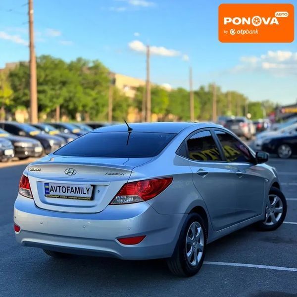 Hyundai Accent, 2011 р., Бензин, 138 тис. км, Седан, Сірий, Дніпро (Дніпропетровськ) AT-10420115 фото