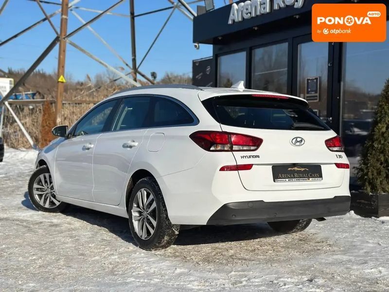 Hyundai i30, 2019 р., Бензин, 54 тис. км, Седан, Білий, Харків AT-10409113 фото