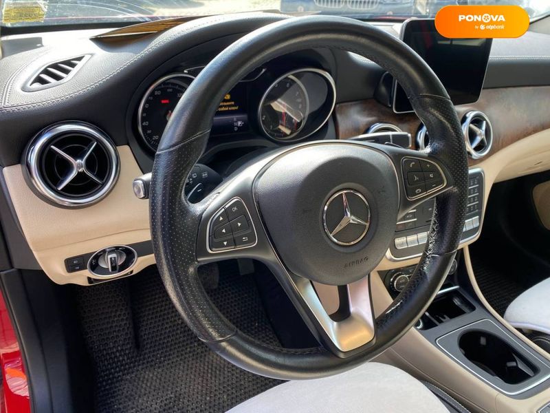 Mercedes-Benz GLA-Class, 2018, Бензин, 1.99 л., 57 тис. км, Позашляховик / Кросовер, Червоний, Львів 38422 фото