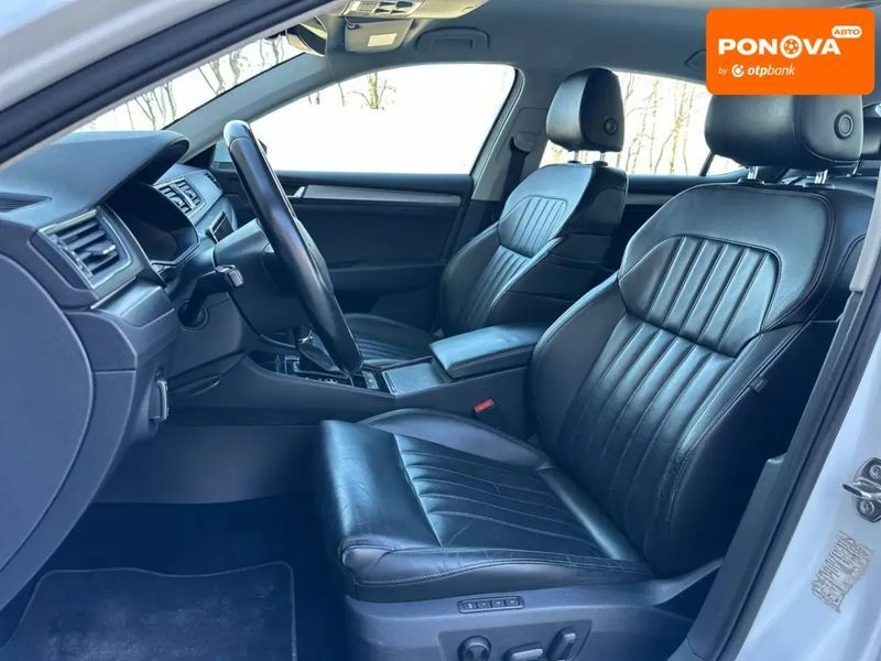 Skoda Superb, 2018 р., Бензин, 270 тис. км, Ліфтбек, Білий, Київ AT-10411644 фото