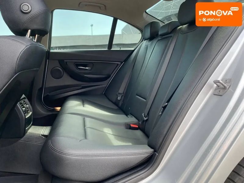 BMW 3 Series, 2015 р., Бензин, 180 тис. км, Седан, Сірий, Львів AT-10400394 фото