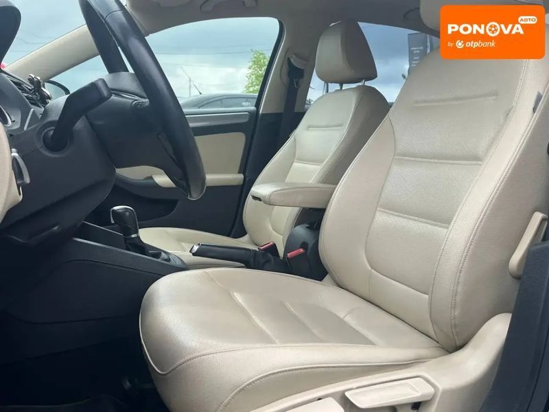 Volkswagen Jetta, 2017 р., Бензин, 75 тис. км, Седан, Чорний, Львів AT-10400460 фото