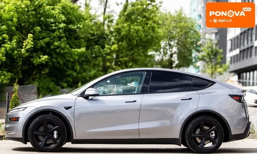 Tesla Model Y, 2025 р., Електро, 19 тис. км, Позашляховик / Кросовер, Сірий, Львів AT-10418262 фото